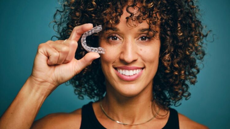 invisalign_comprehensive_nedir_sefafplak_merak_edilenler